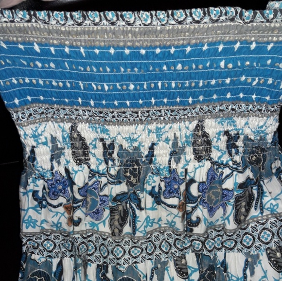 2nd Blue floral Pink Apple dress. - Picture 2 of 4